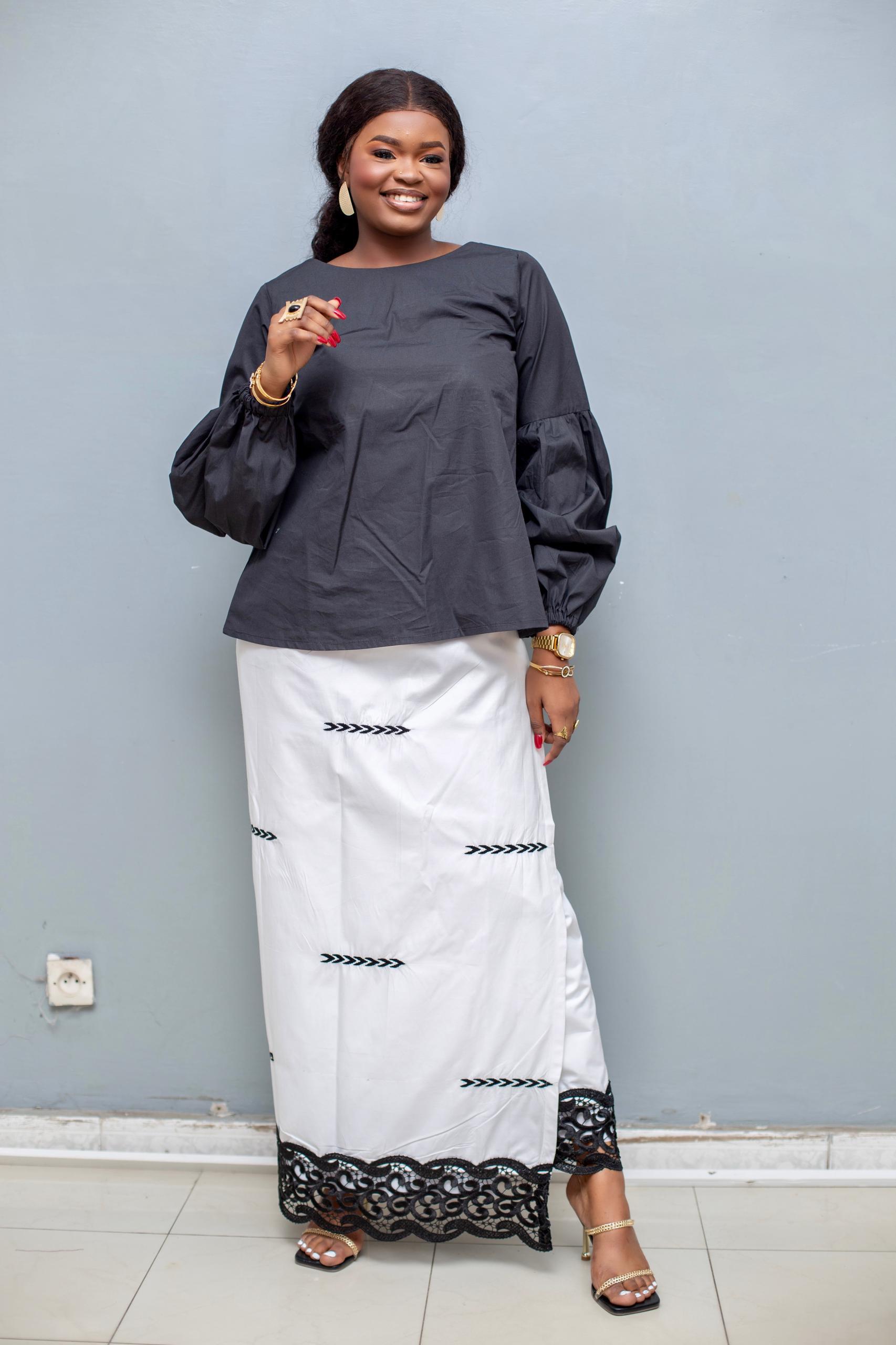 DAKAR DIVA Black and White